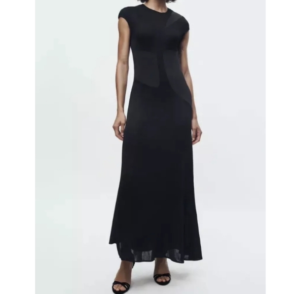 Zara Dresses & Skirts - 🆕️ Zara Fitted Knit Dress